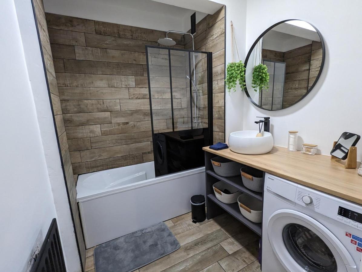 Appt Cosy En Coeur De Ville Proche Lille - 15 Min Tourcoing Exteriör bild